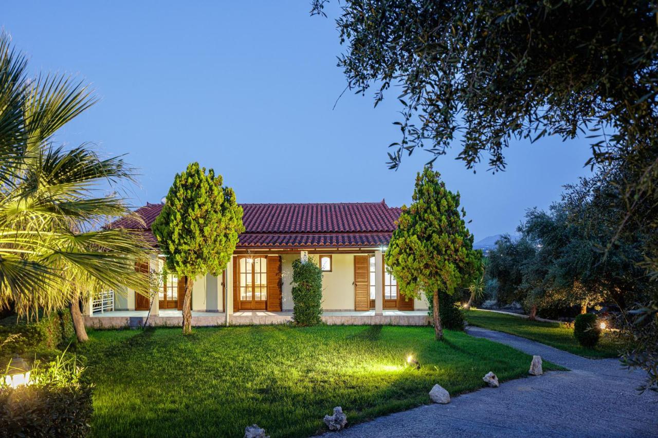 Lefkothea Villas With Large Pool, Bbq & Playground Adelianos Kampos Exterior foto